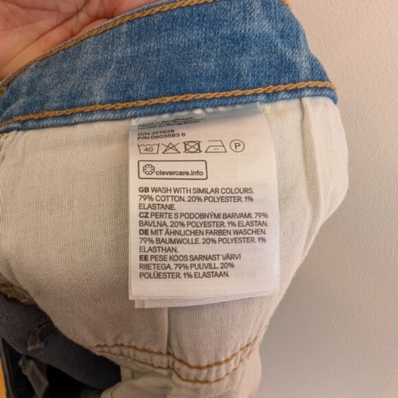 H&M Denim Blue Jean Shorts - Picture 6 of 6